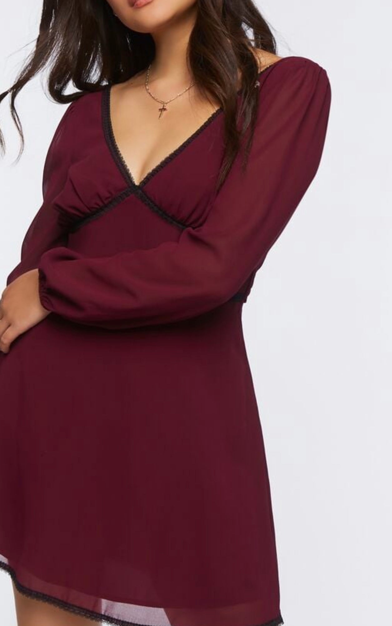 Vestido de chifón vino tinto